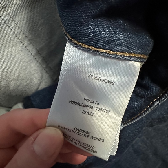Silver Brand Skinny Jeans – Size 3X – Dark Blue Denim - Picture 3 of 9